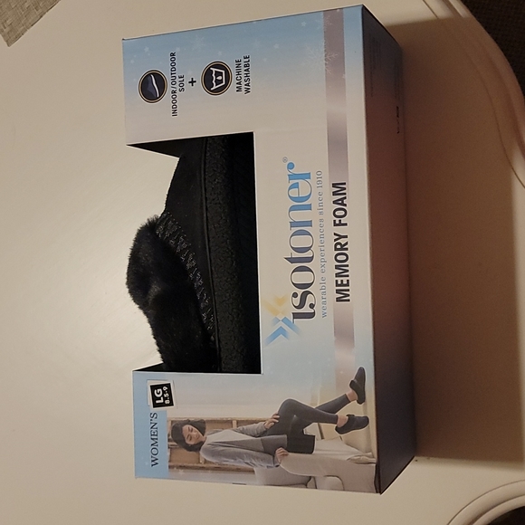 Isotoner House shoes